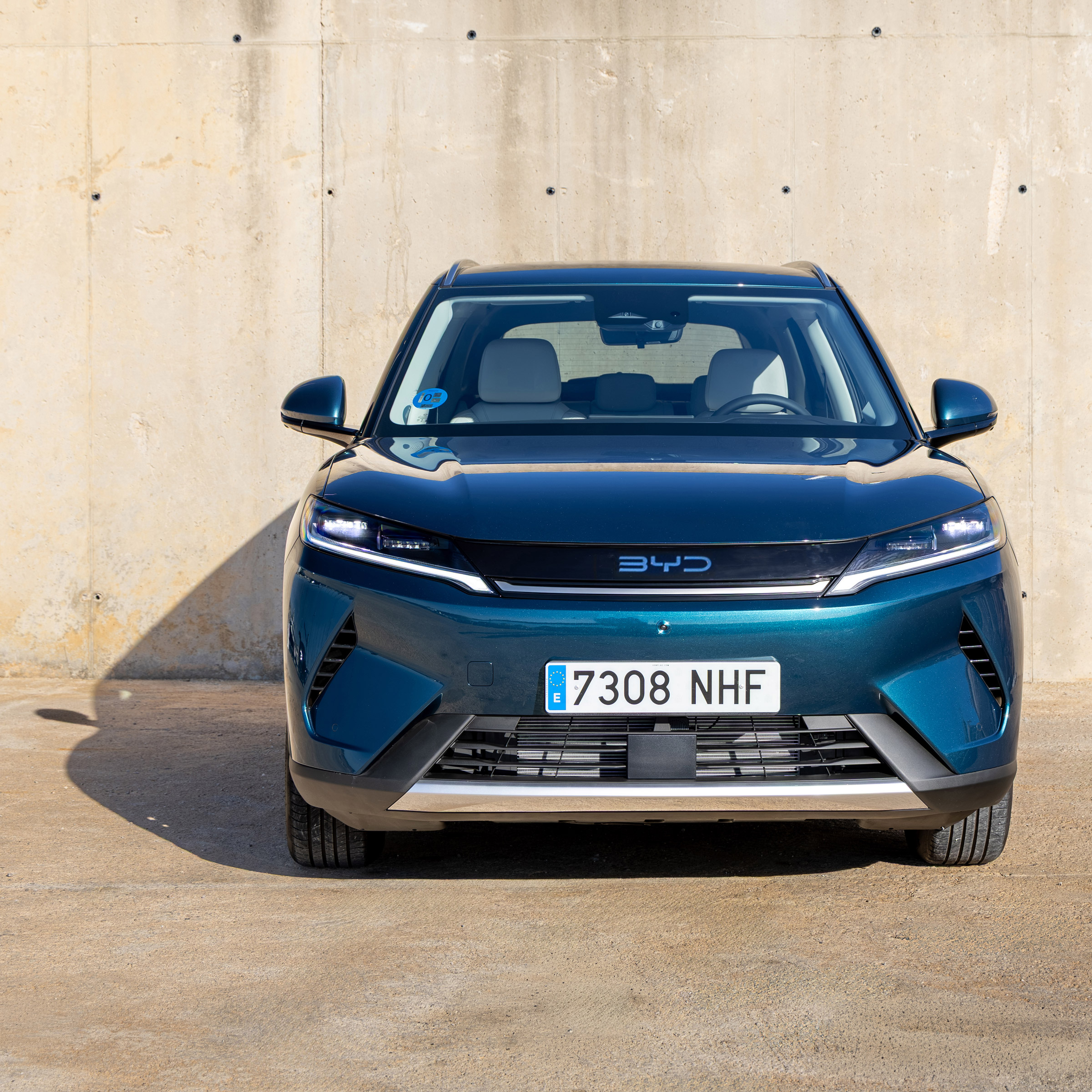 Neu auf der Straße: BYD Atto 2 DM-i