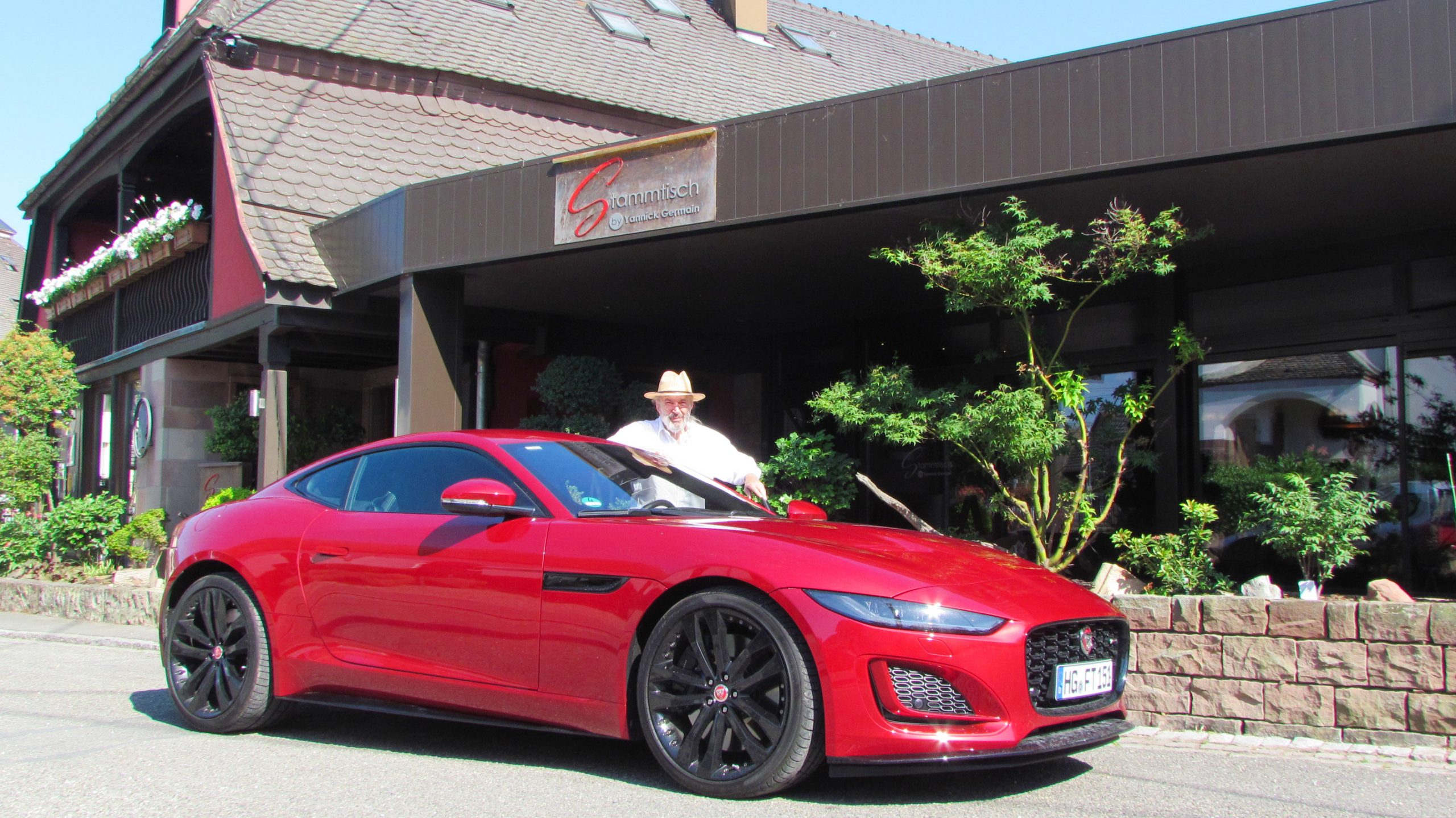 Fahr mal hin! Im Jaguar F-Type nach Sessenheim/Elsass