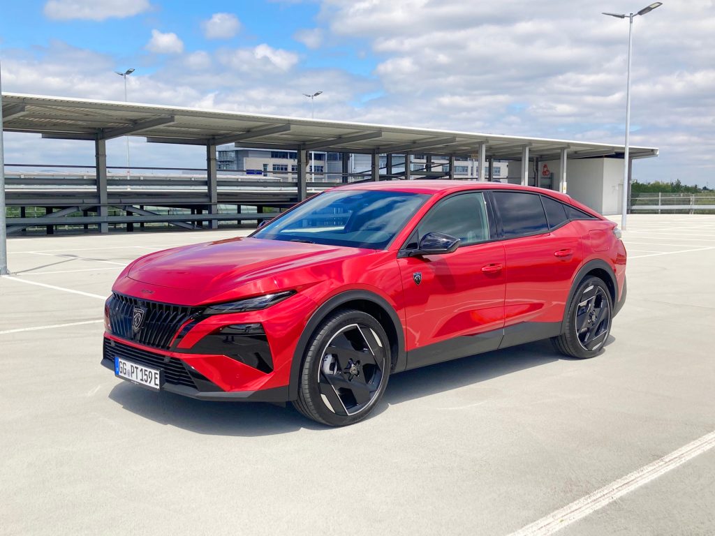 Neu auf der Straße: Peugeot 408