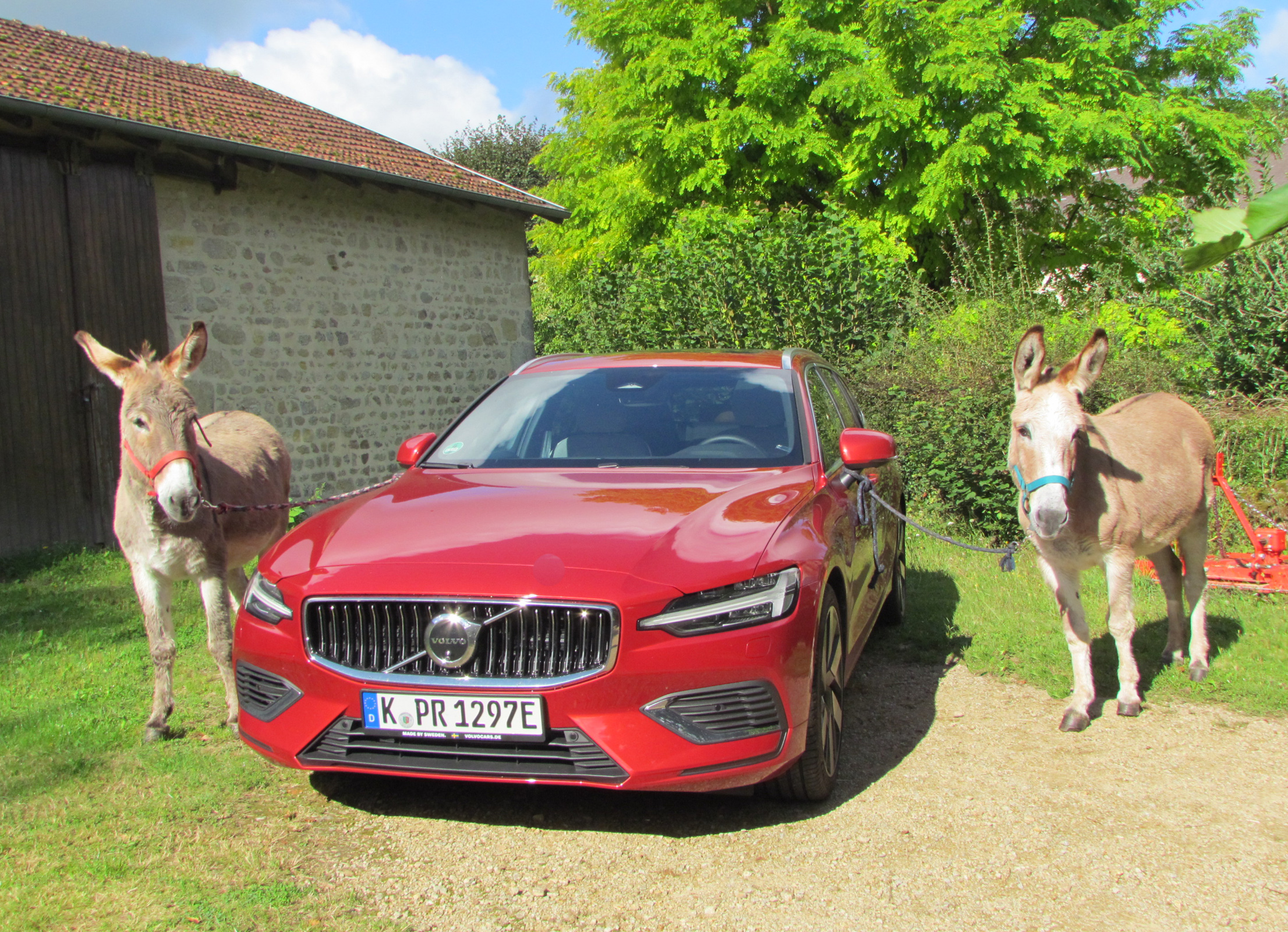 Fahr mal hin! Kleine Tour de France mit dem Volvo V60